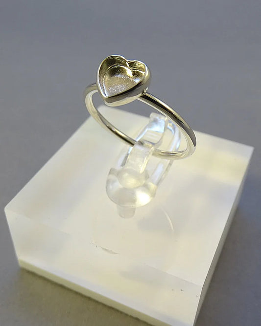 Simple Silver Heart Ring